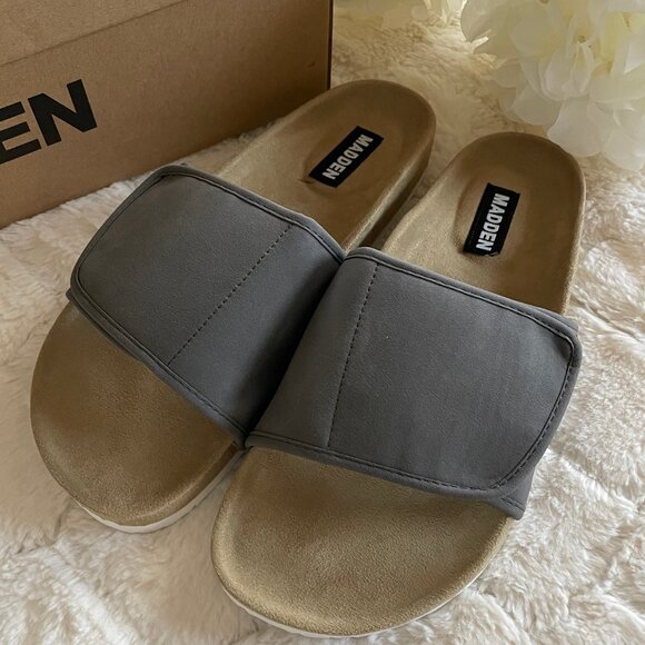 Steve Madden Men’s Slides NWT